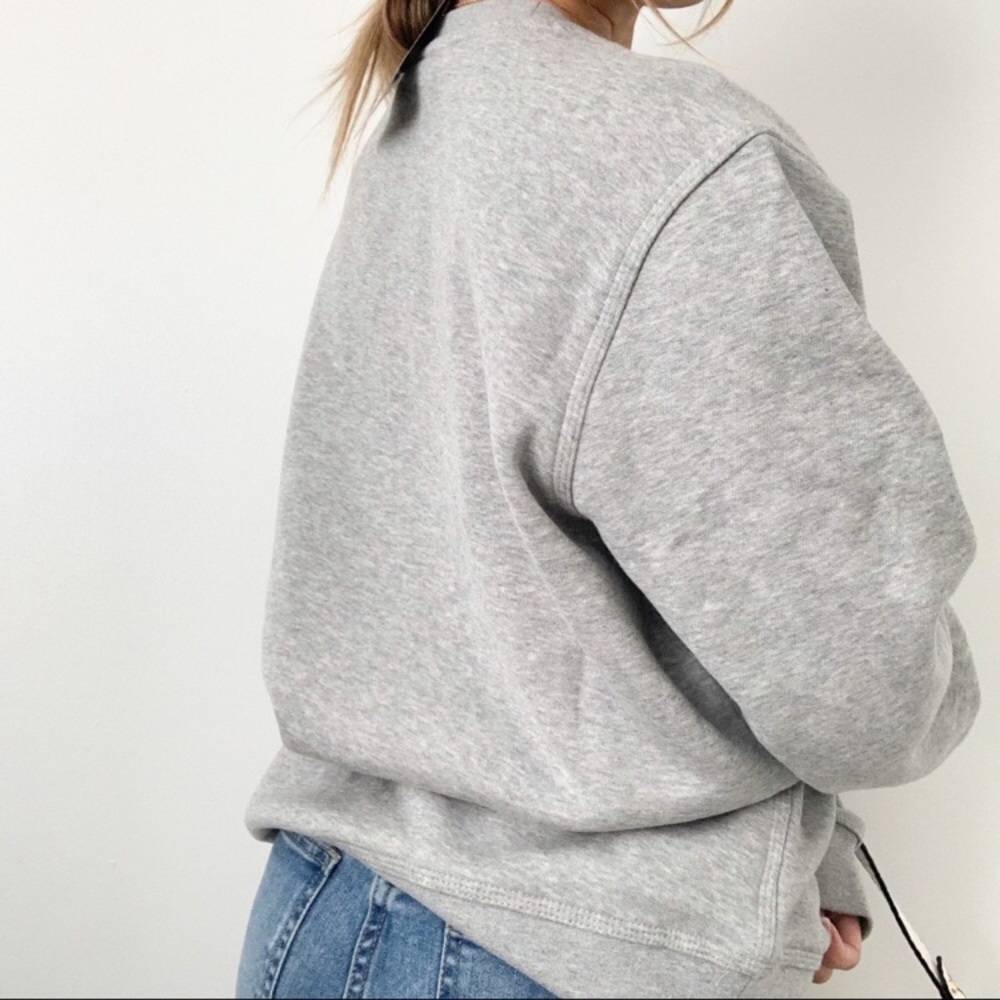 SOLD nike crew neck - new with tag - Picture 3 of 7